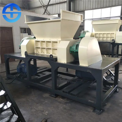2*110kw 전력 이원적 샤프트 문서 분쇄기 기계 15 ton/H 18 Ton/H 9crsi 블레이드