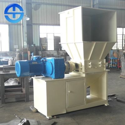 산업적 1500년 kg/H 이원적 샤프트 전단 파쇄기 26 부분은 인라인스케이트를 탑니다