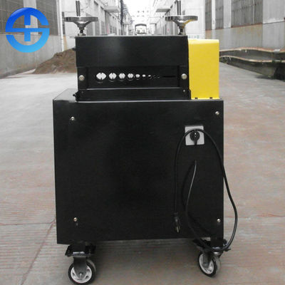 작은 조각 구리를 위한 자동적인 구리 철사 벗기는 기계 9개 조각 잎