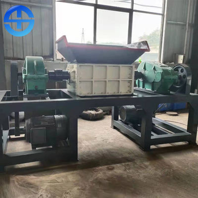 목제 나머지 2*15kw 전원을 위한 600 kg/H 800 kg/H 이원적 샤프트 문서 분쇄기